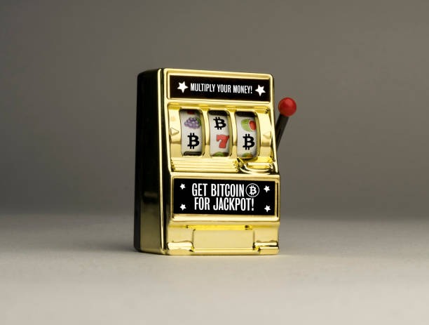 quark slot Built Around Clear Wallet Steps